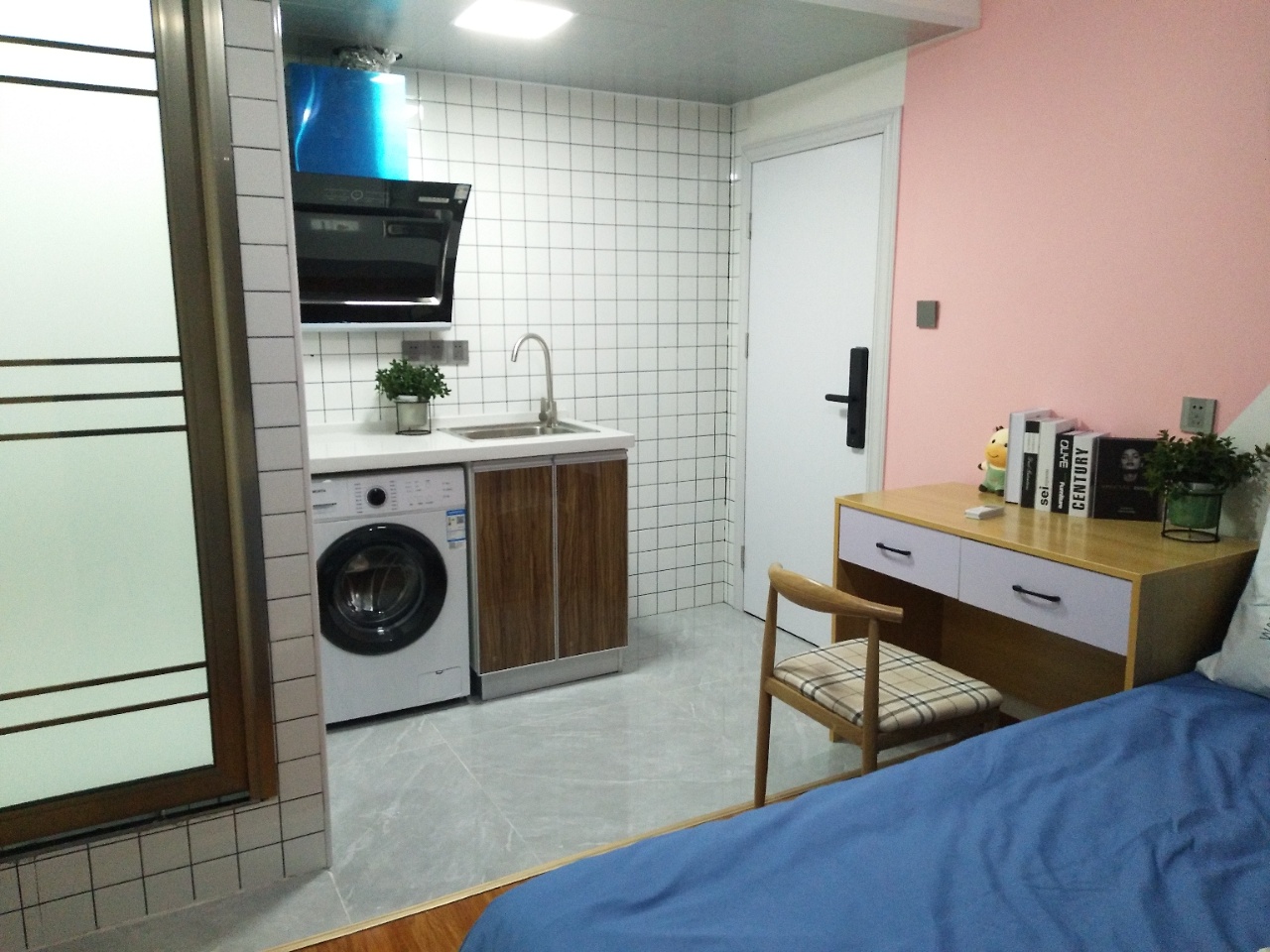 新合六村 1室1厅1卫 1450.0元/月 新合六村 1室1厅1卫 1450.0元/月室内图