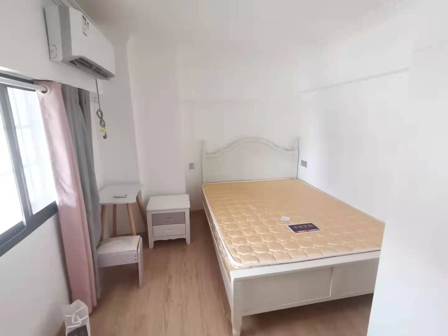 桃花缘 2室1厅1卫 1600.0元/月 桃花缘 2室1厅1卫 1600.0元/月室内图