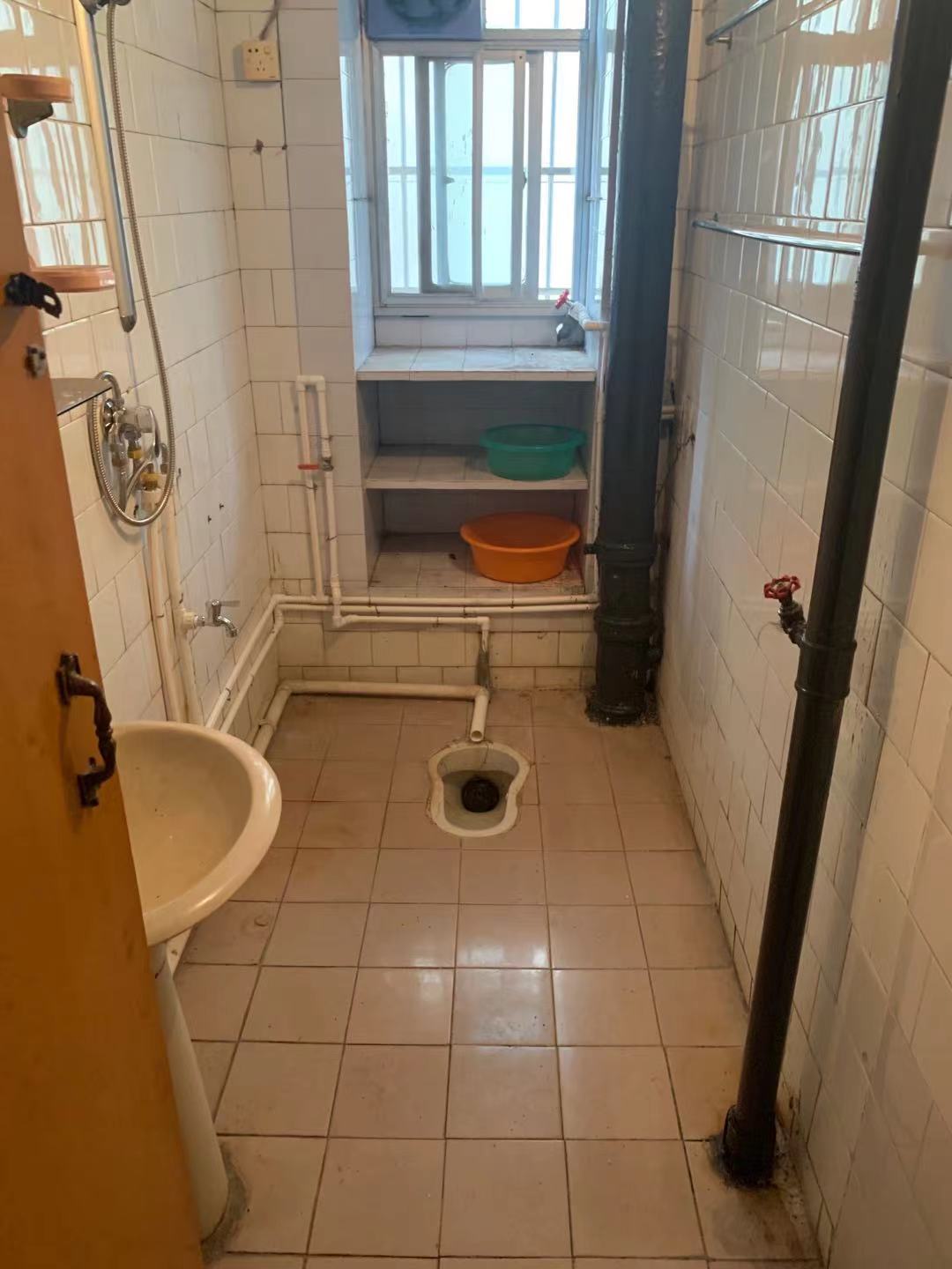 物资厅宿舍（五一大道）  3室2厅1卫    2700.0元/月室内图