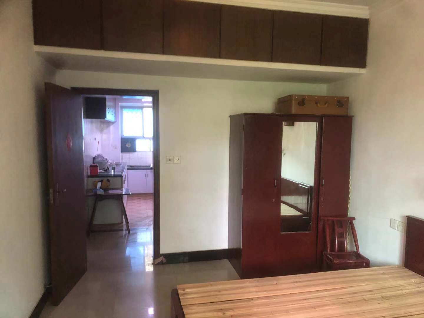东瓜山一村  2室1厅1卫    1800.0元/月室内图