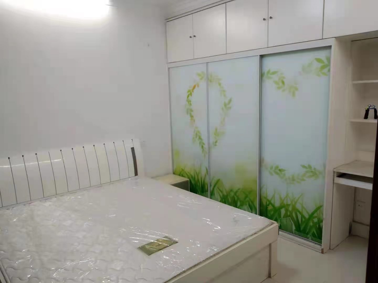 万象春天 2室1厅1卫 2600.00元/月 万象春天 2室1厅1卫 2600.00元/月室内图