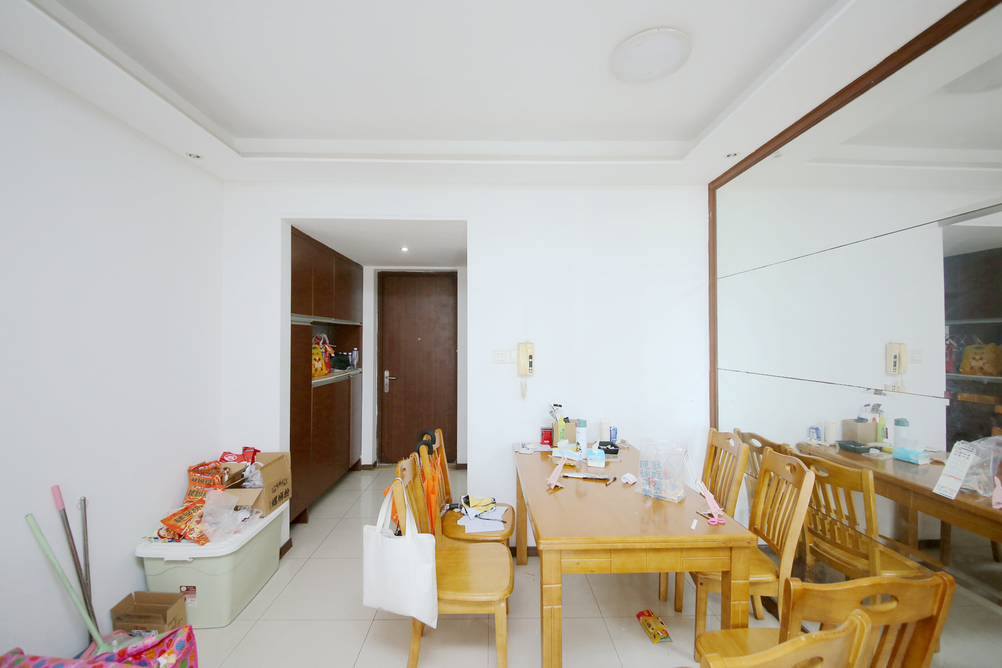 万科金域蓝湾  3室2厅1卫    108.0万客厅