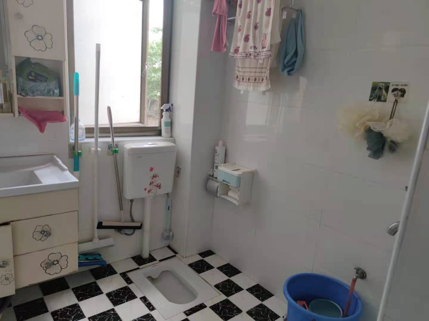 香格里拉 2室1厅1卫 68.0万 香格里拉 2室1厅1卫 68.0万客厅