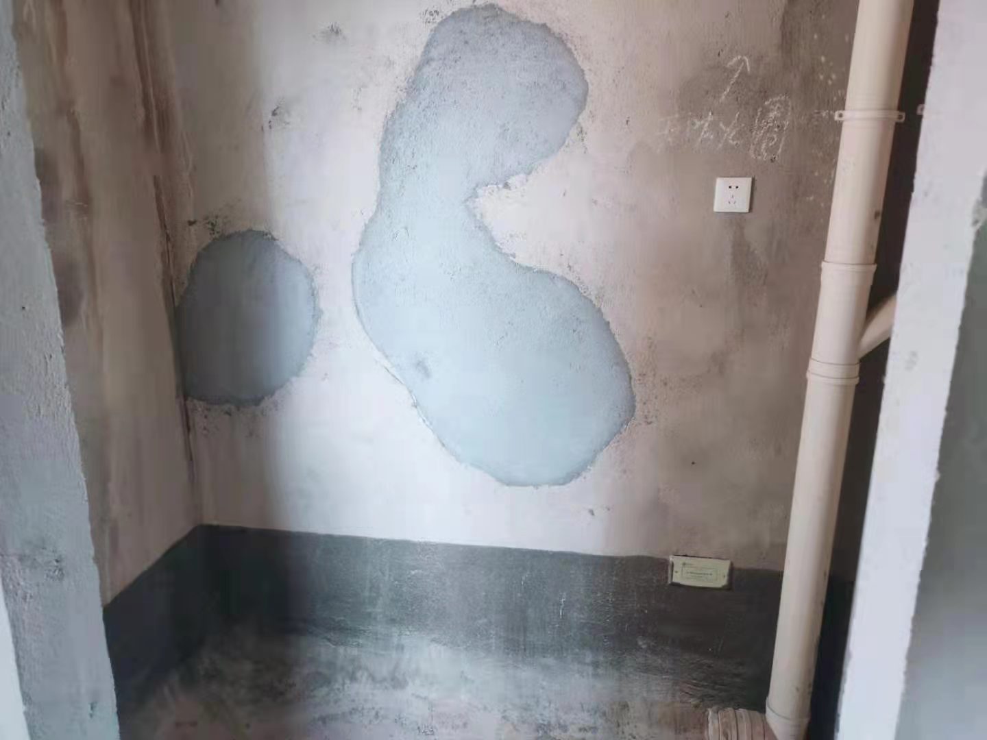 城市公园 4室2厅2卫 68.8万 城市公园 4室2厅2卫 68.8万客厅