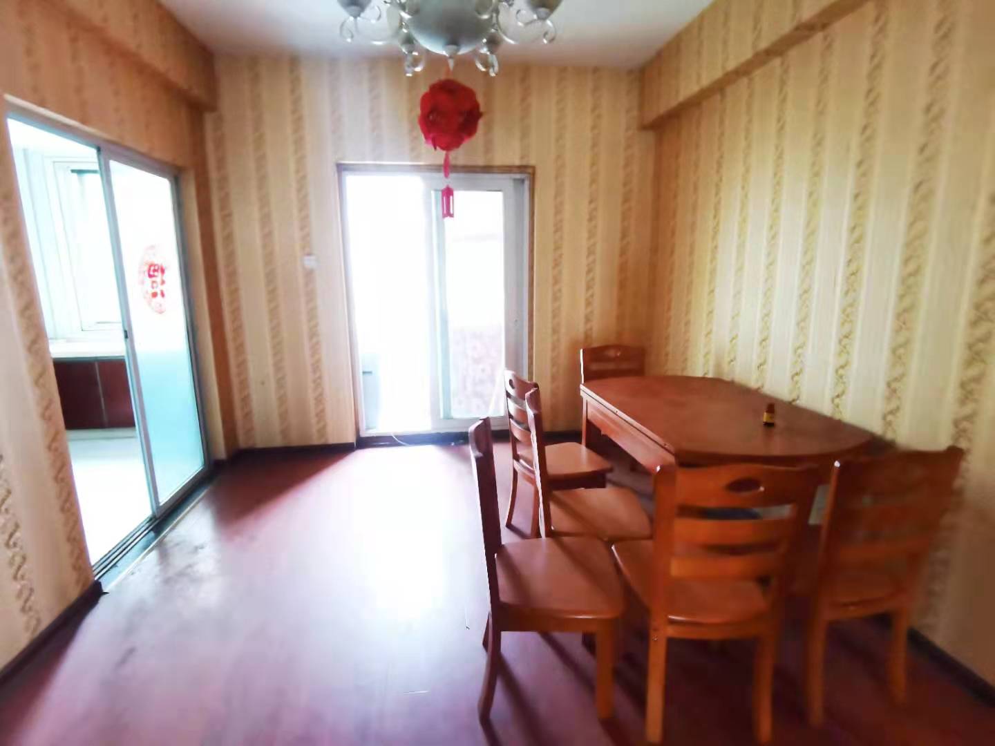 山水南雅  4室2厅2卫   2200.00元/月室内图