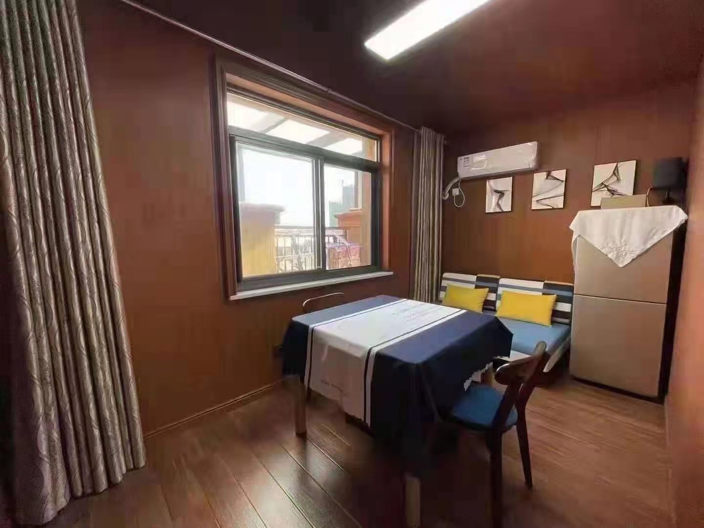 海韵天城 5室3厅3卫 350.0万 海韵天城 5室3厅3卫 350.0万客厅