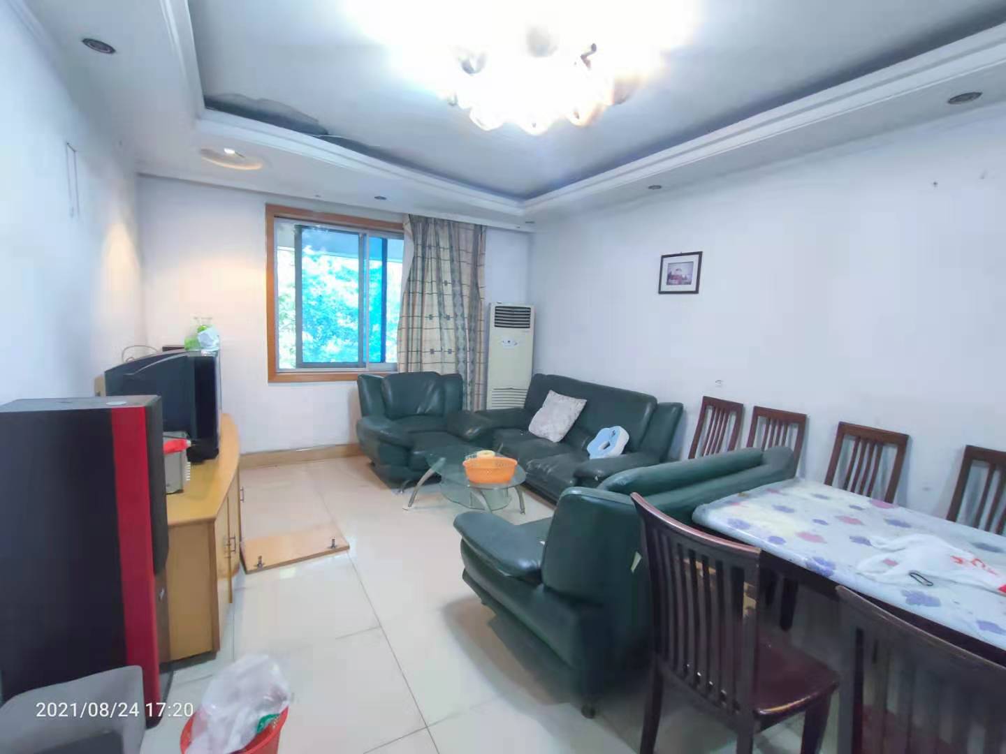 红花坡社区 2室2厅1卫 1200.0元/月 红花坡社区 2室2厅1卫 1200.0元/月室内图