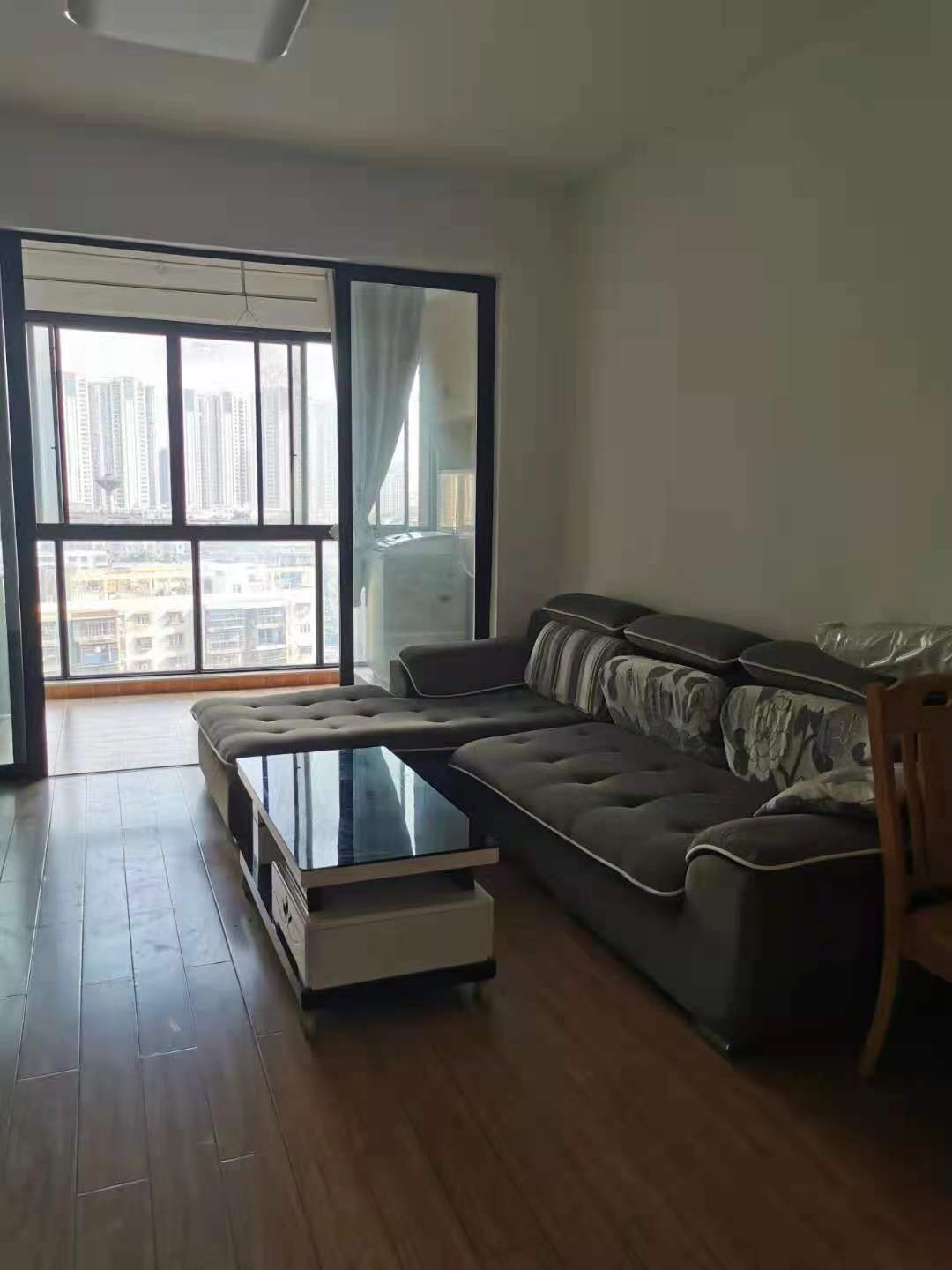 中建岳阳中心  3室1厅1卫   2400.00元/月