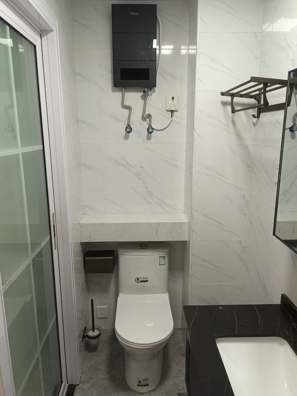 长沙高铁吾悦广场 1室1厅1卫 2000.0元/月 长沙高铁吾悦广场 1室1厅1卫 2000.0元/月室内图