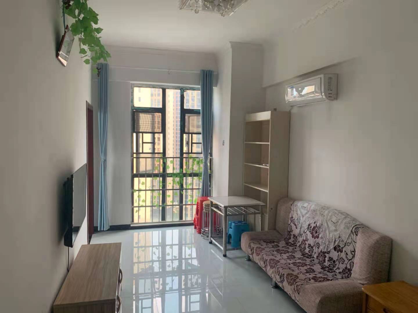 百弘学府城  2室1厅1卫    1280.0元/月 百弘学府城  2室1厅1卫    1280.0元/月室内图