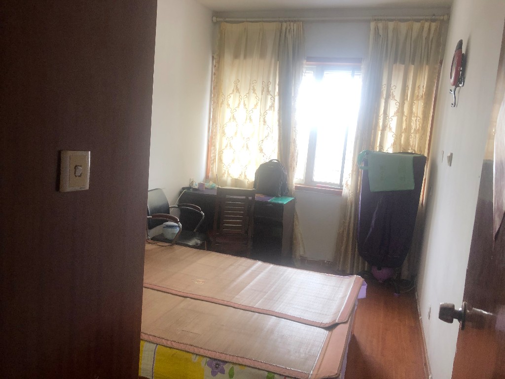 佳信小区 2室2厅1卫 800.00元/月 佳信小区 2室2厅1卫 800.00元/月室内图