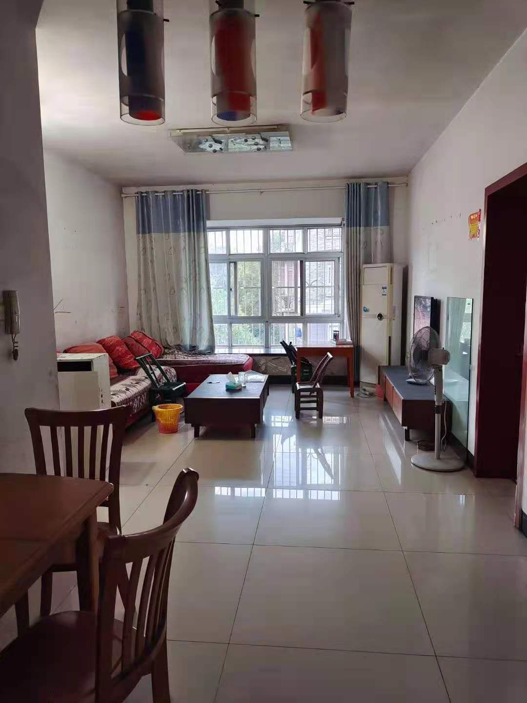 东环新城 2室1厅1卫 1200.0元/月 东环新城 2室1厅1卫 1200.0元/月室内图