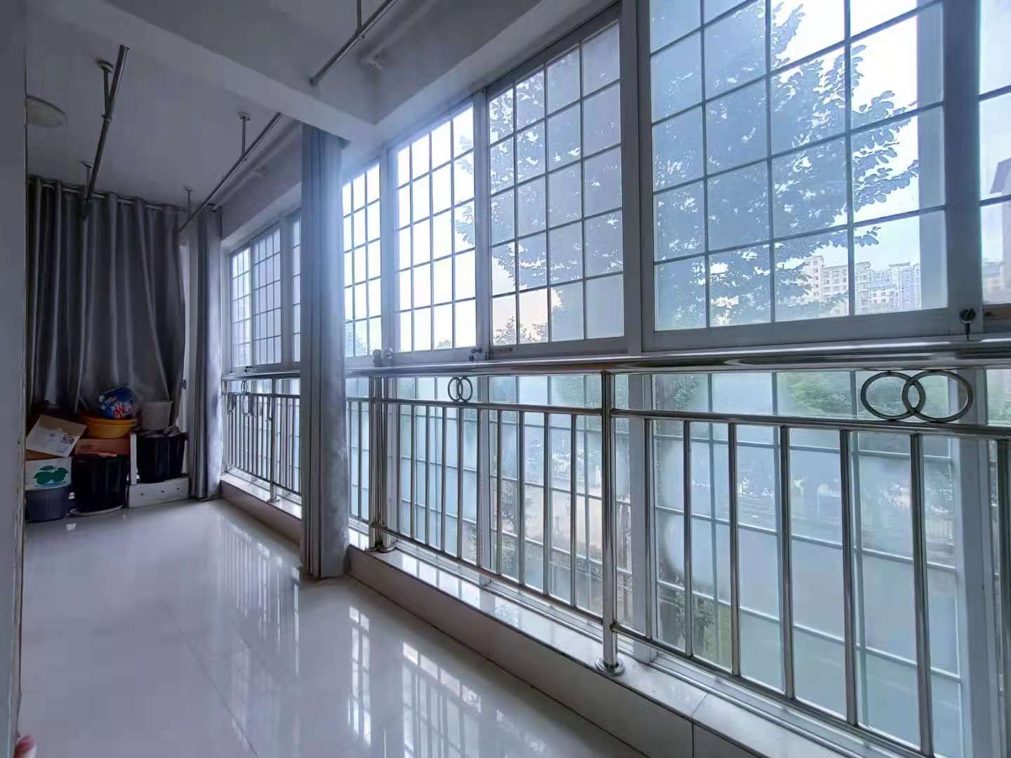 高尔夫紫龙郡 4室2厅2卫 2800.0元/月 高尔夫紫龙郡 4室2厅2卫 2800.0元/月室内图