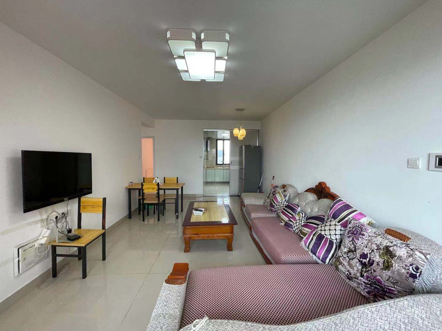 湘楚华庭  3室2厅1卫    2900.0元/月室内图