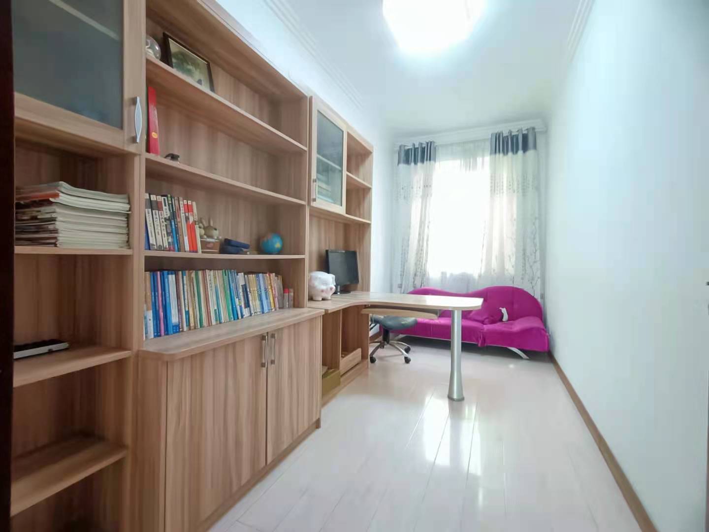 高尔夫紫龙郡 4室2厅2卫 2800.0元/月 高尔夫紫龙郡 4室2厅2卫 2800.0元/月室内图