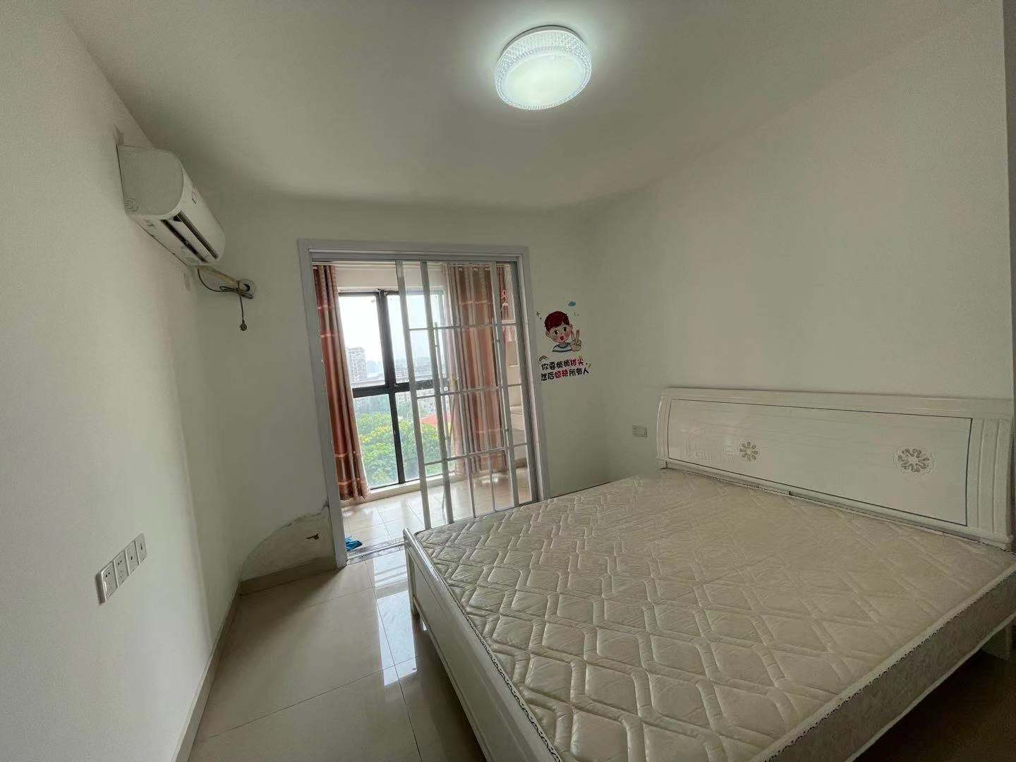 湘楚华庭  3室2厅1卫    2900.0元/月室内图