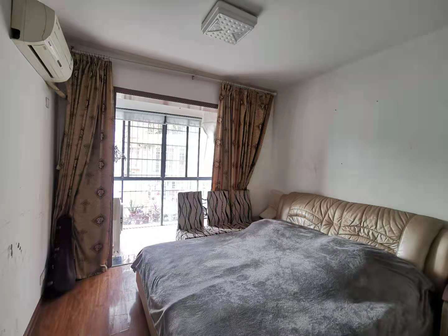 财富小区  3室2厅1卫    1000.0元/月 财富小区  3室2厅1卫    1000.0元/月户型图