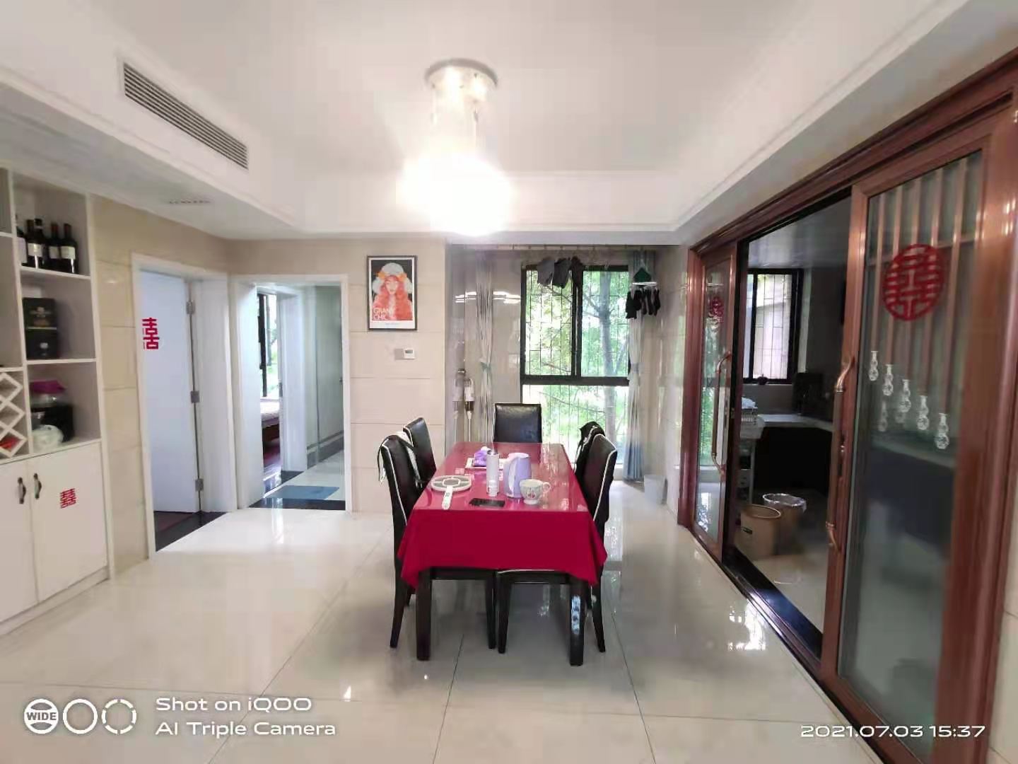 中泰财富湘江 4室2厅2卫 135.0万 中泰财富湘江 4室2厅2卫 135.0万客厅