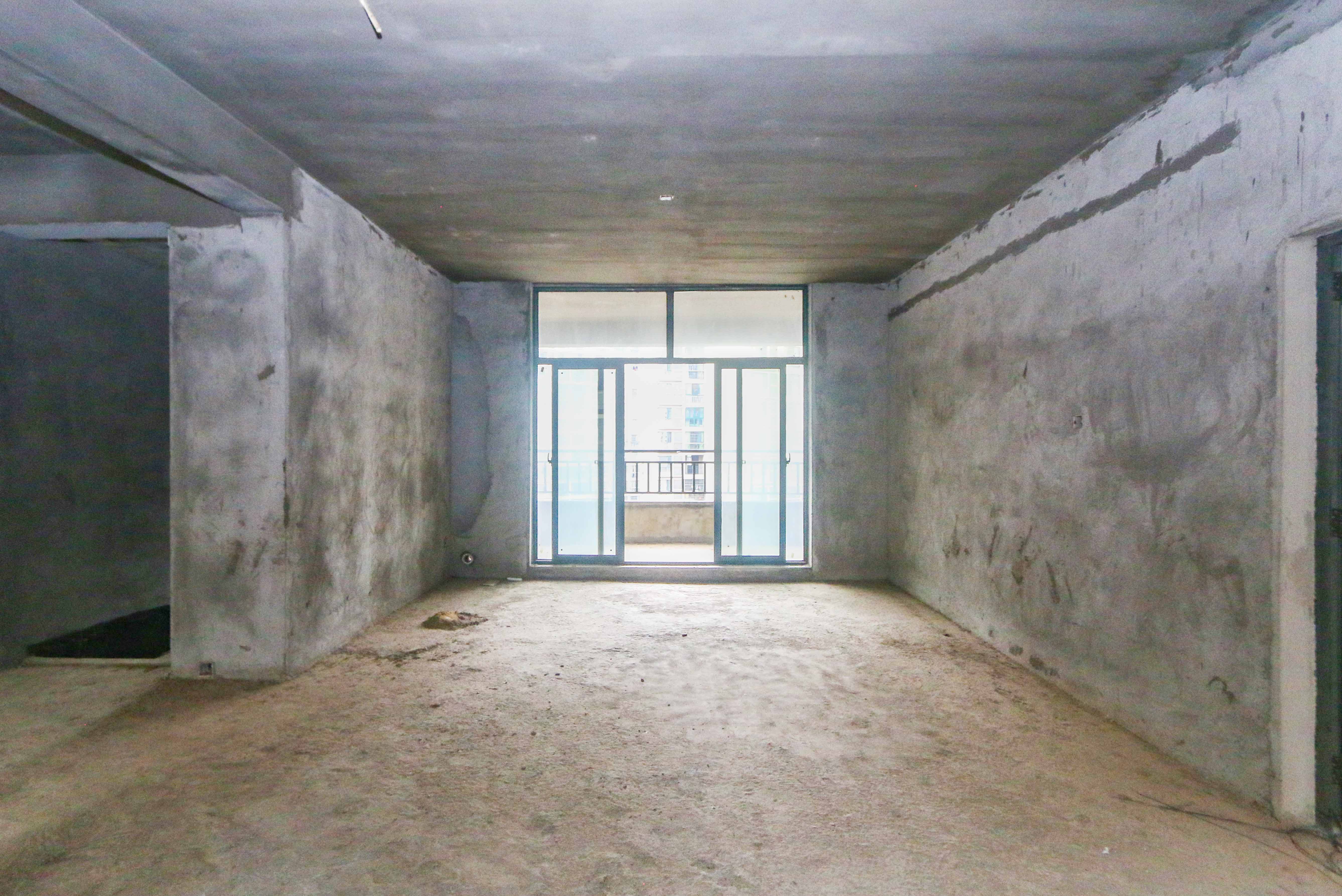 枫华府第  3室2厅2卫    117.78万室内图1