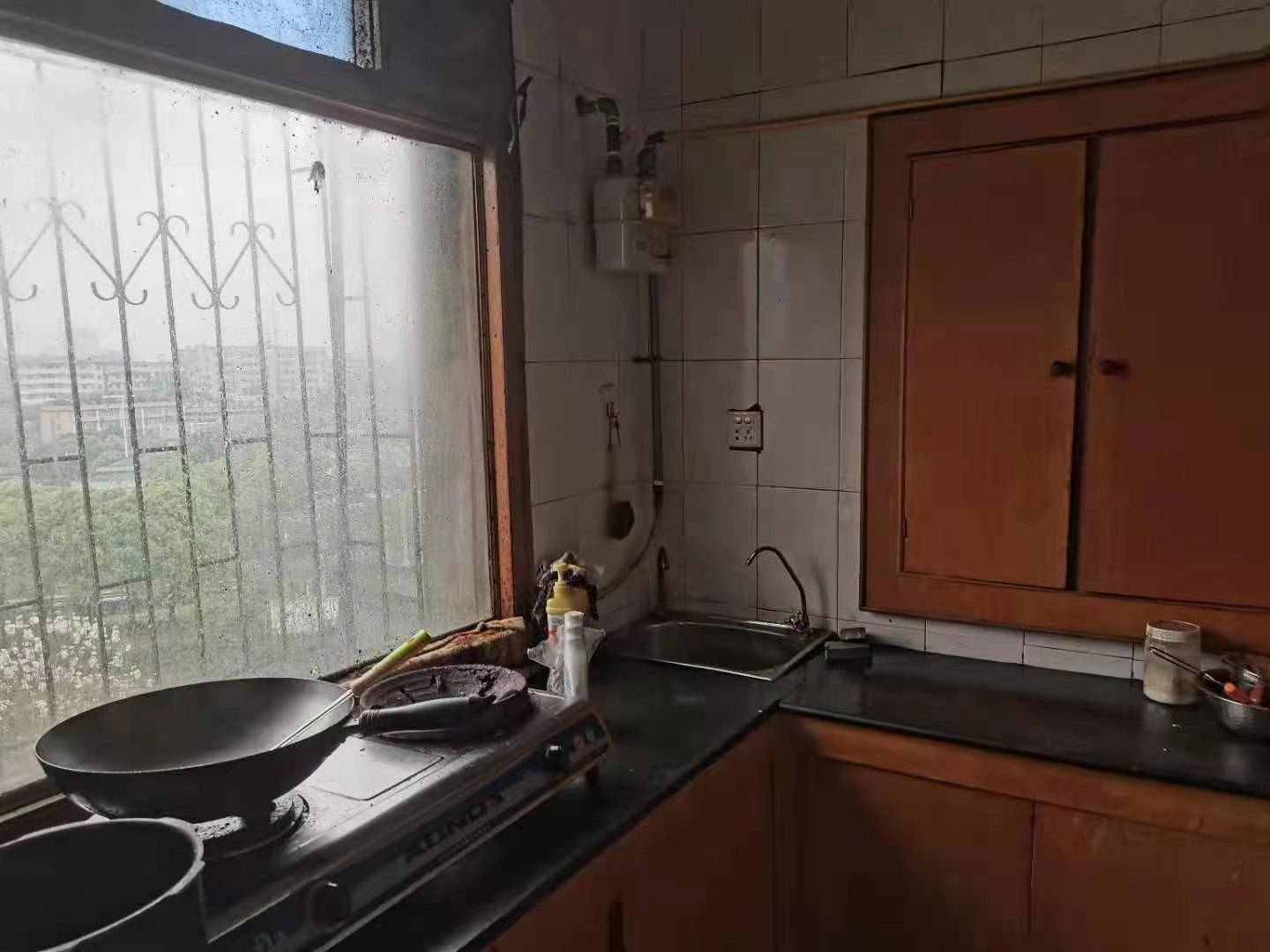 荷叶一村 2室2厅1卫 700.0元/月 荷叶一村 2室2厅1卫 700.0元/月小区图