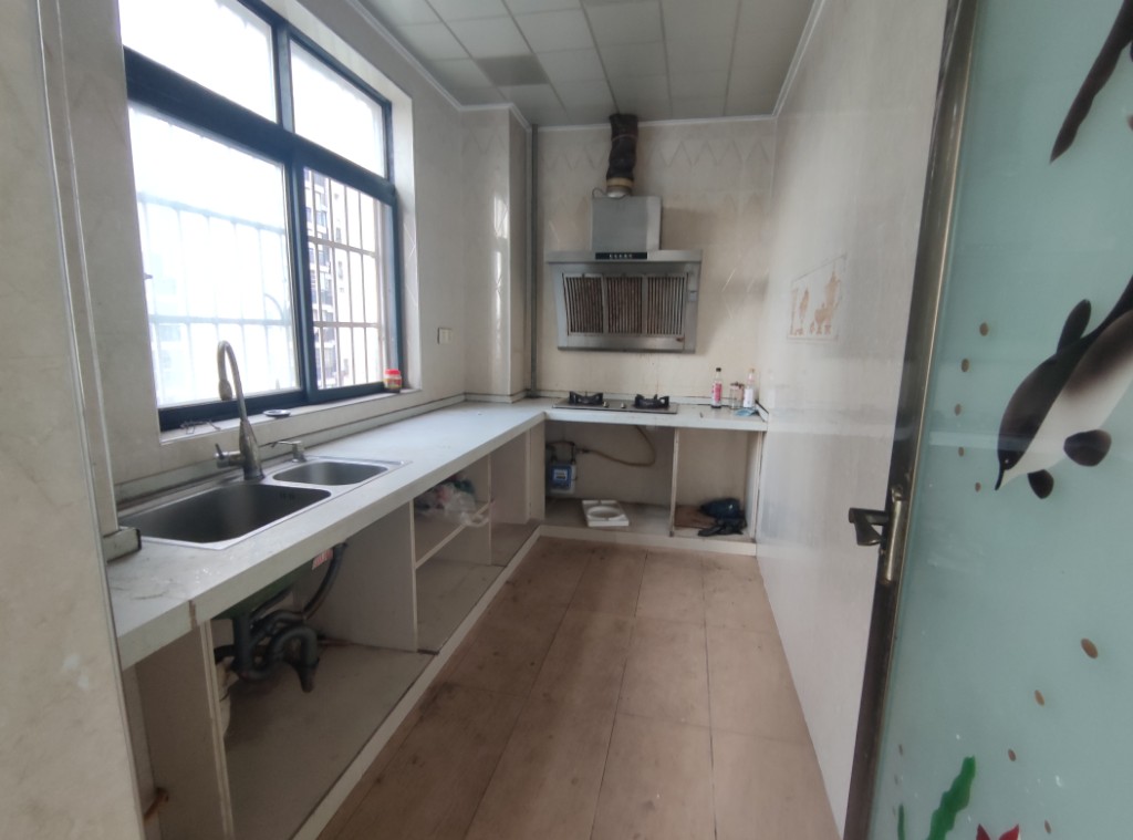 荷塘月色红旗南路46号 3室2厅1卫 1200.0元/月 荷塘月色红旗南路46号 3室2厅1卫 1200.0元/月室内图