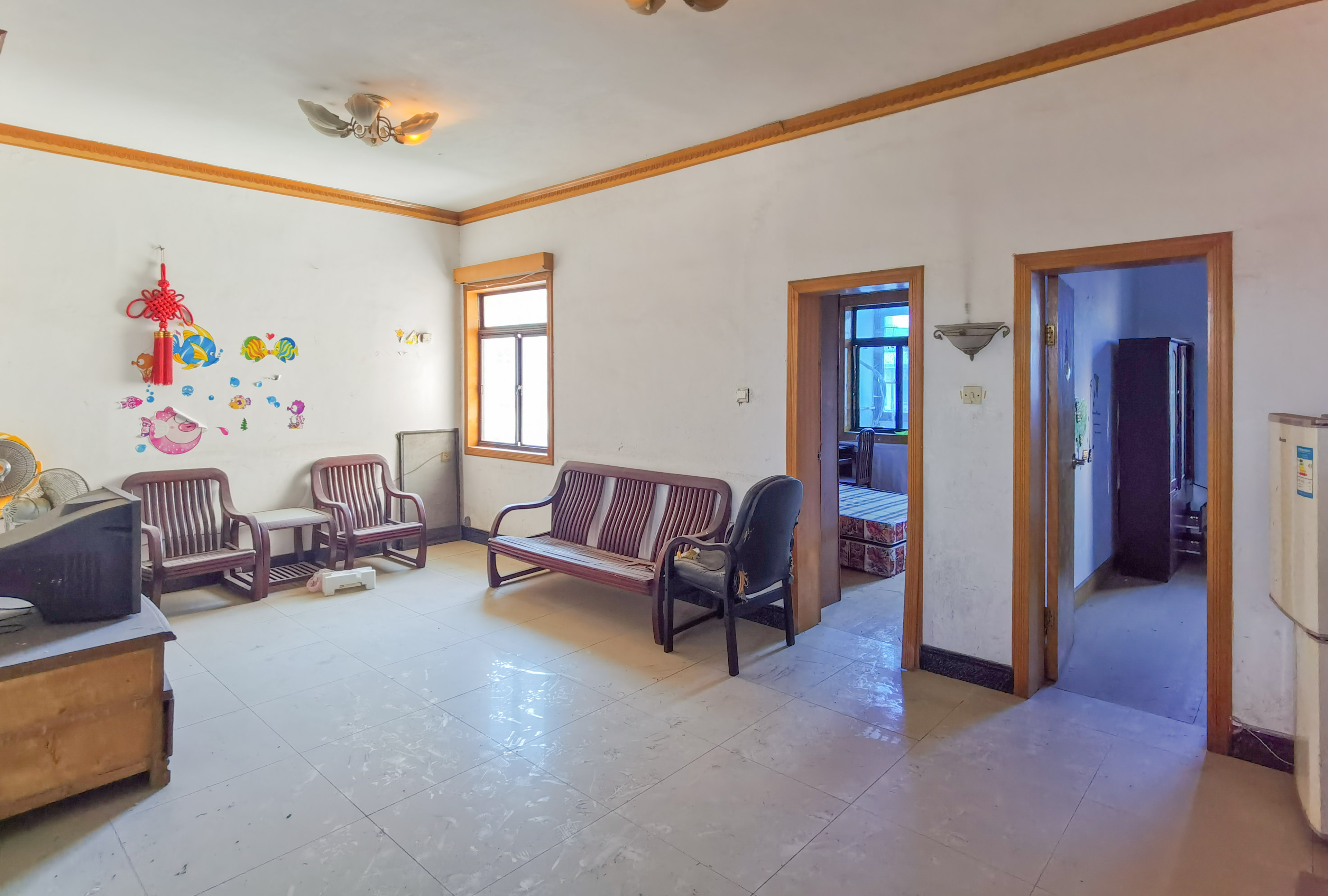 陡岭坡 3室2厅1卫 42.0万 陡岭坡 3室2厅1卫 42.0万客厅