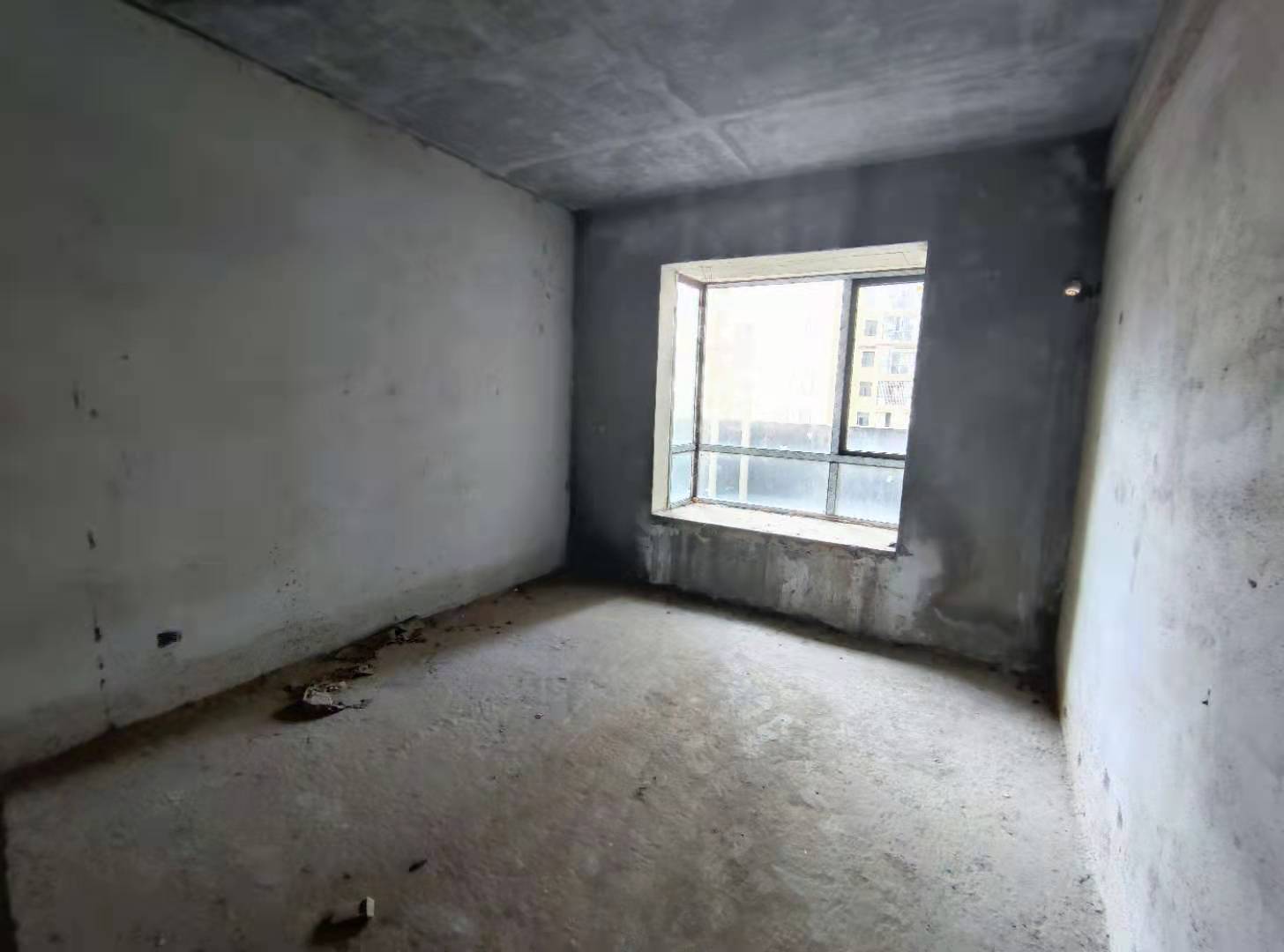 吉星金融广场(牡丹园) 4室2厅2卫 72.8万 吉星金融广场(牡丹园) 4室2厅2卫 72.8万卧室