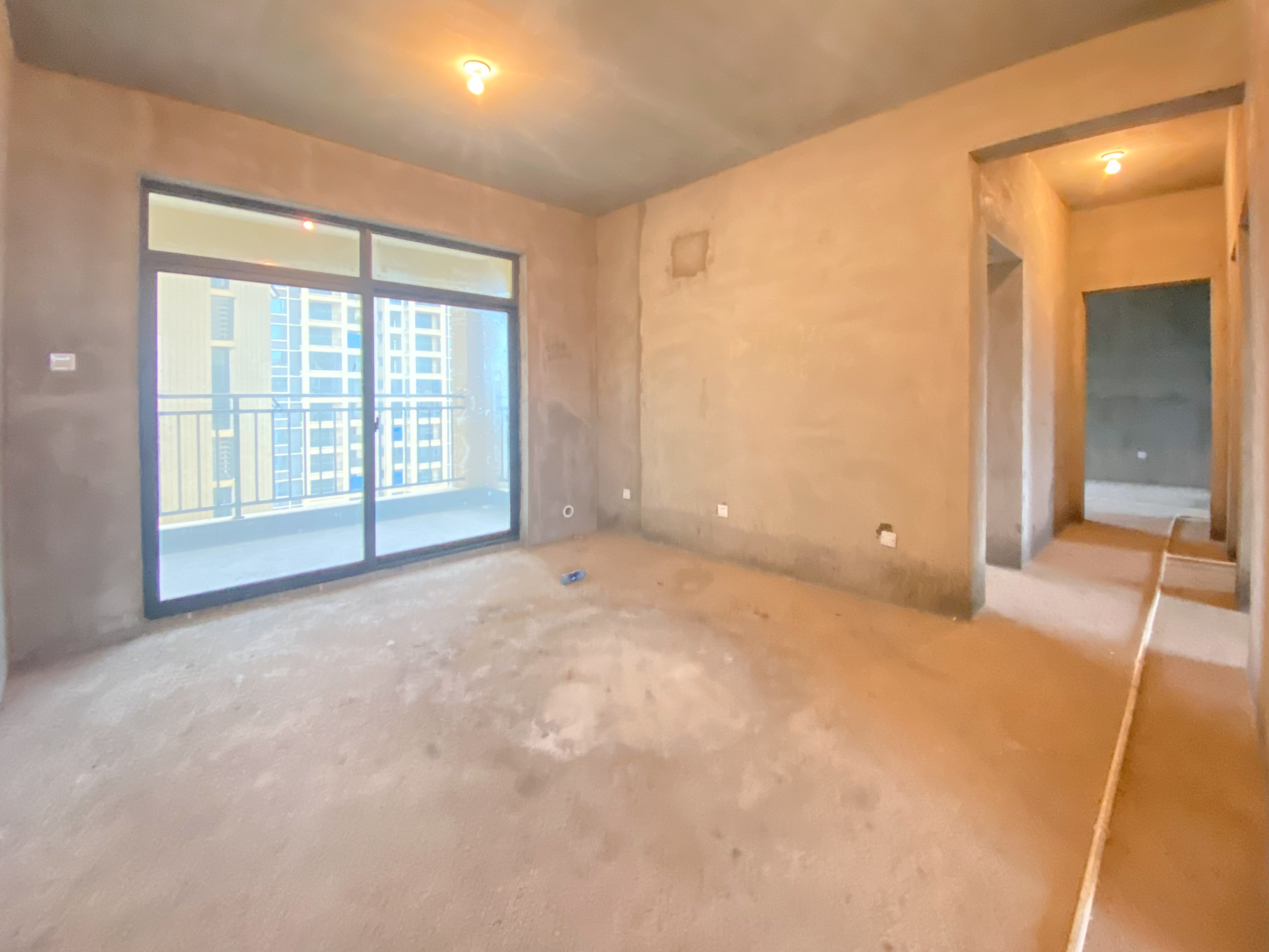 春藤公馆 4室2厅2卫 65.0万 春藤公馆 4室2厅2卫 65.0万客厅