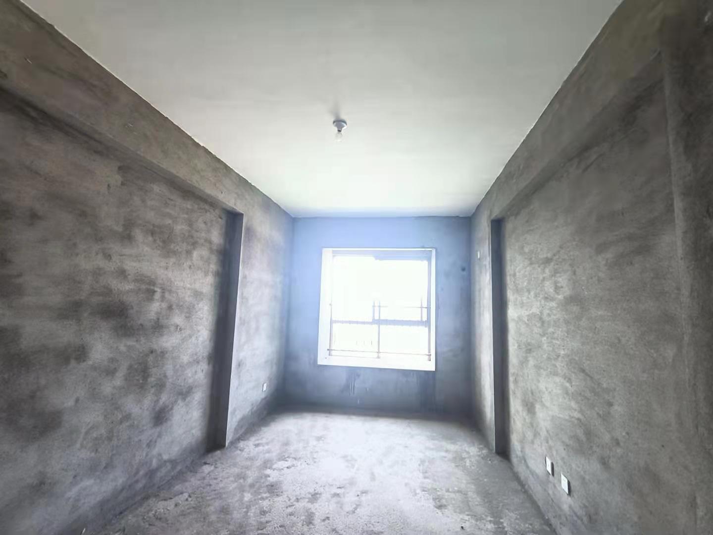 凤凰城 3室2厅1卫 65.0万 凤凰城 3室2厅1卫 65.0万客厅