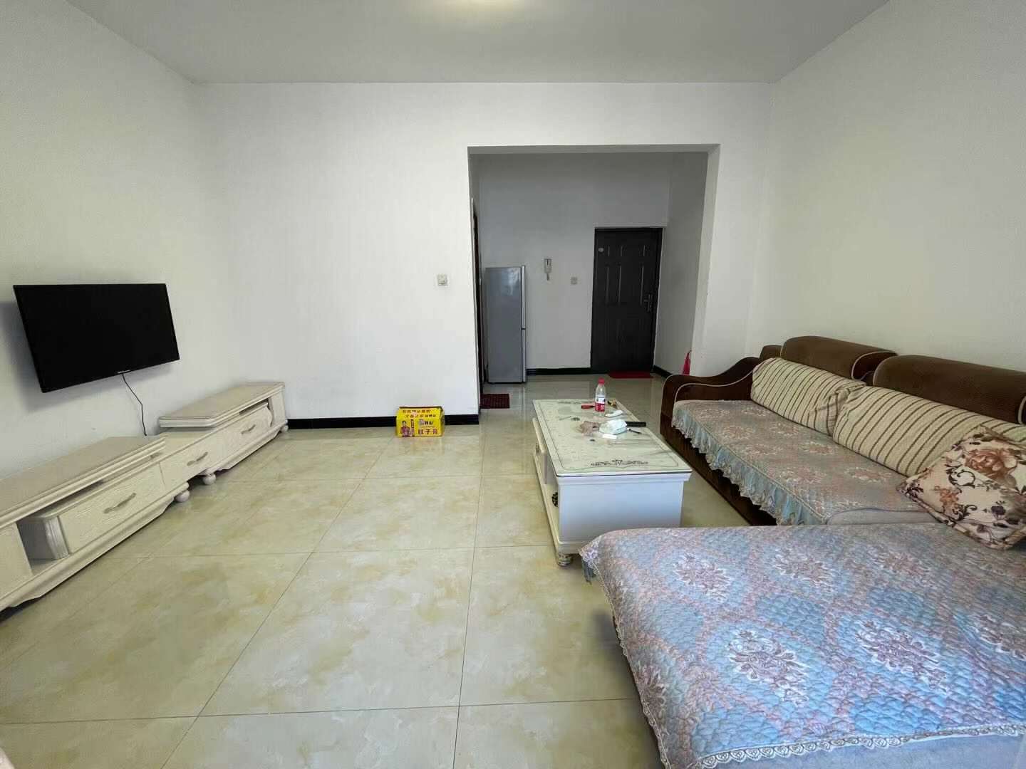 南湖锦苑 2室1厅1卫 2100.0元/月 南湖锦苑 2室1厅1卫 2100.0元/月室内图