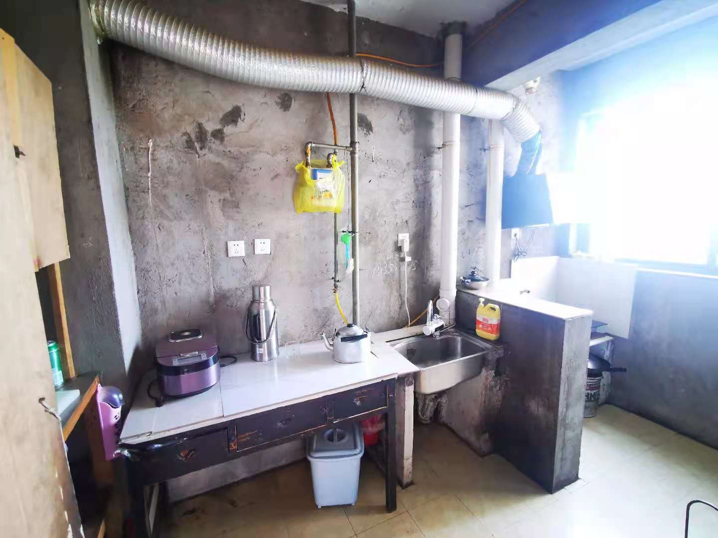 山水国际 2室1厅1卫 68.8万 山水国际 2室1厅1卫 68.8万客厅