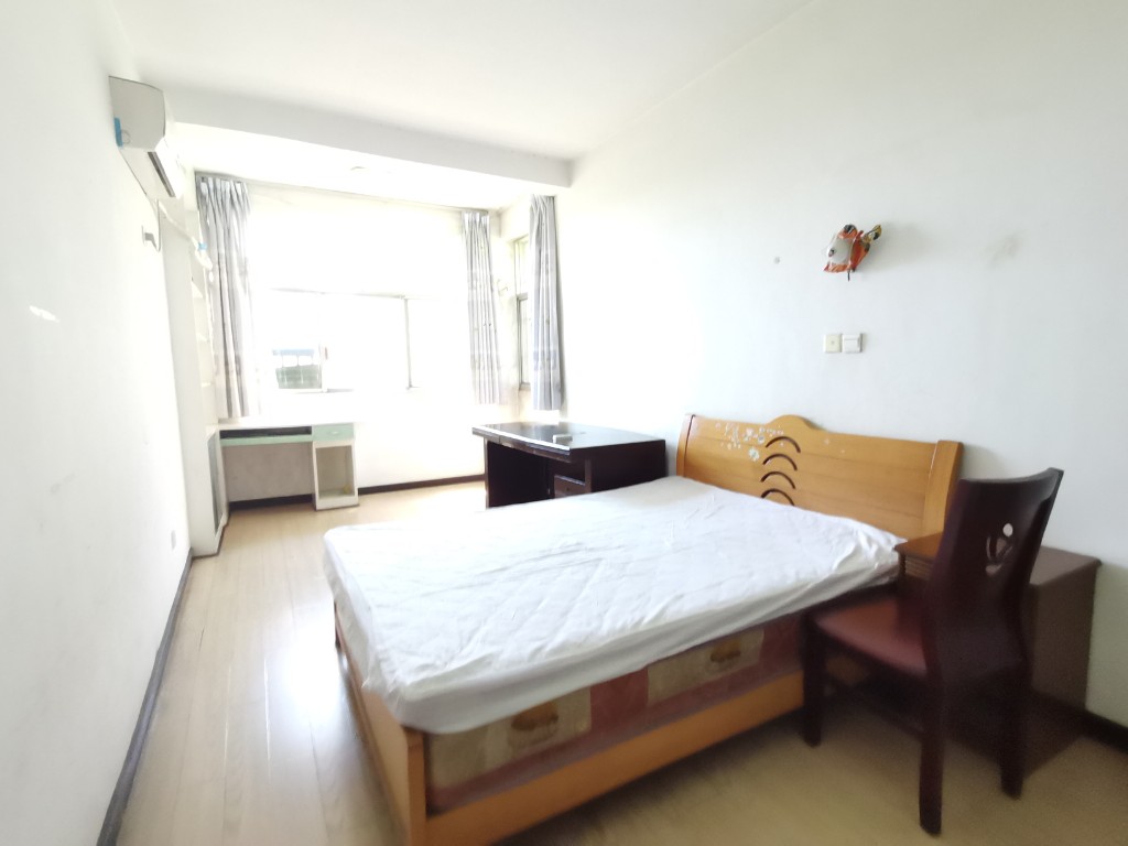 叫鸡岭战备材料厂 2室2厅1卫 1300.0元/月 叫鸡岭战备材料厂 2室2厅1卫 1300.0元/月室内图