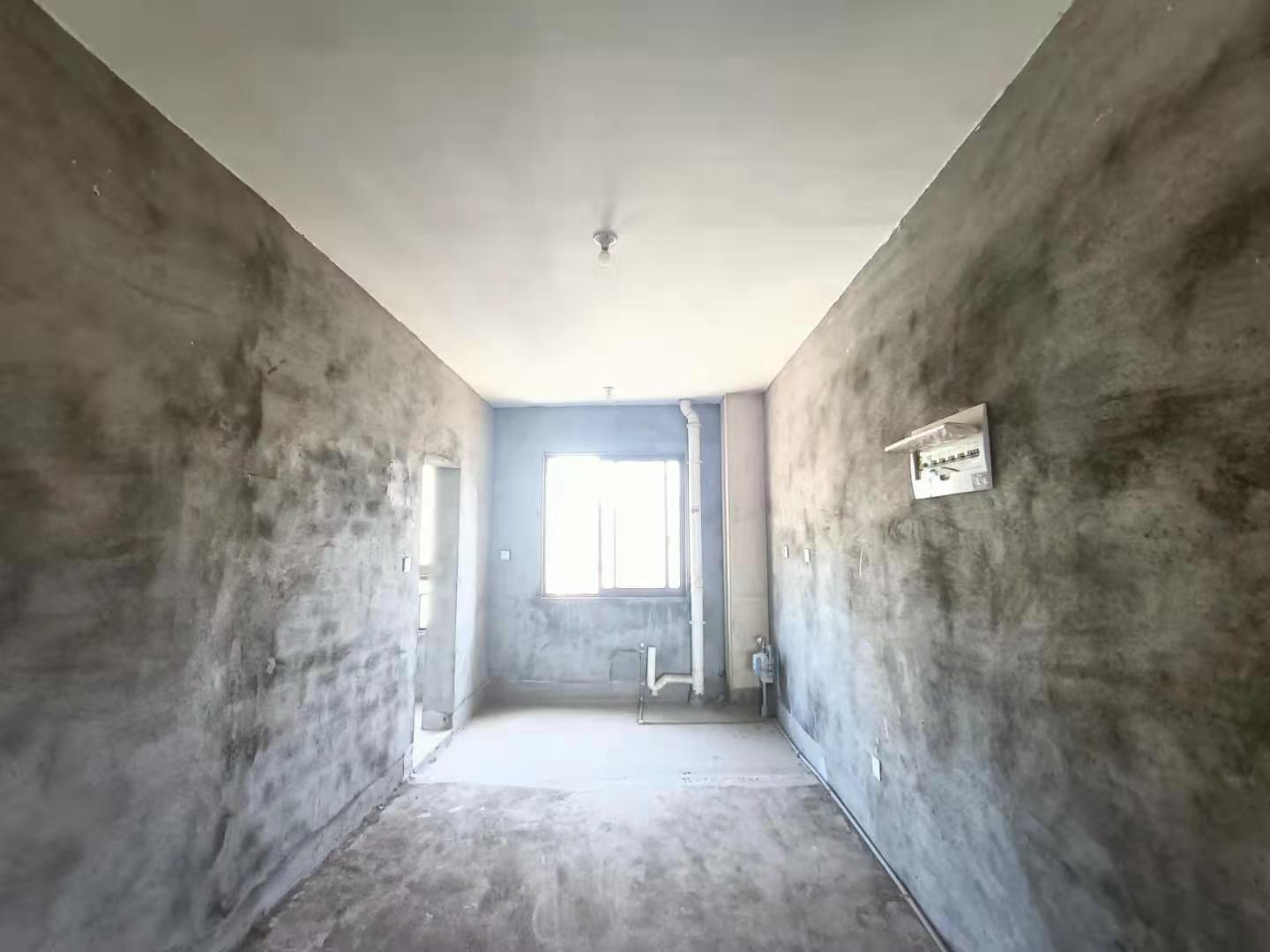 凤凰城 3室2厅1卫 65.0万 凤凰城 3室2厅1卫 65.0万客厅