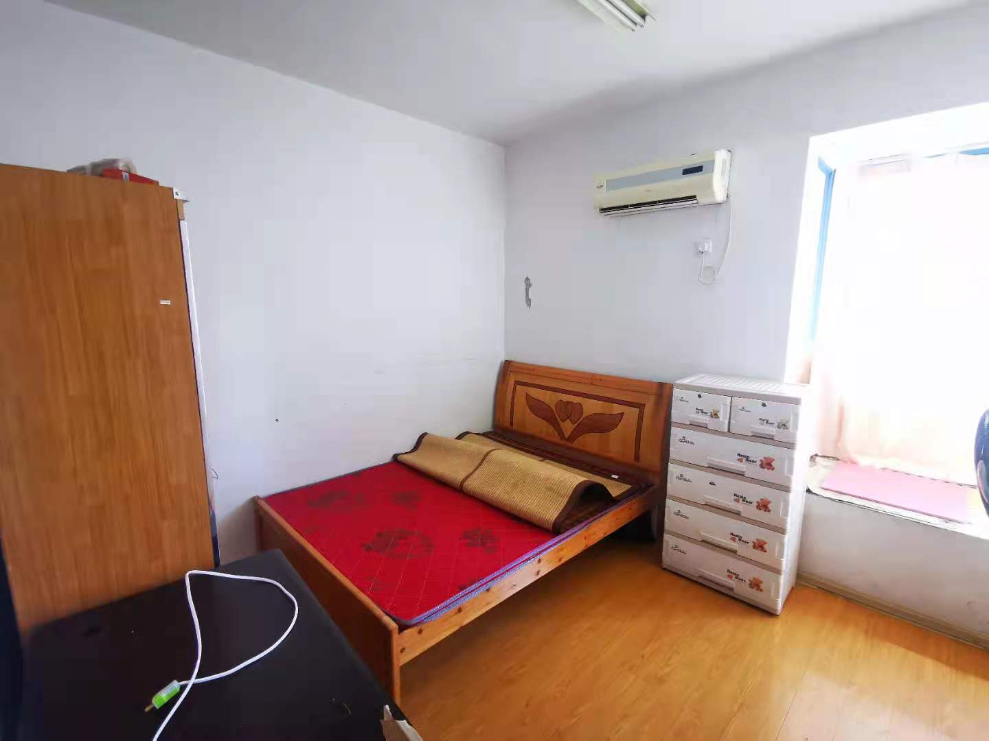 山水国际 2室1厅1卫 68.8万 山水国际 2室1厅1卫 68.8万客厅