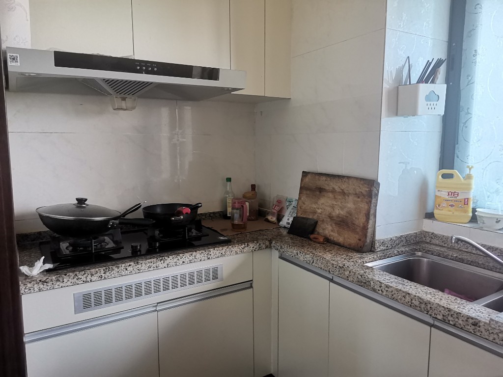 碧桂园 3室2厅1卫 51.00万 碧桂园 3室2厅1卫 51.00万客厅