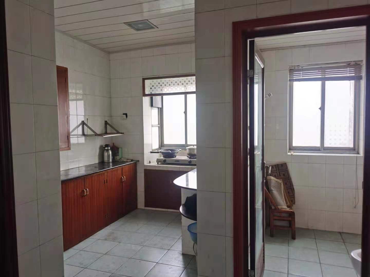 解放村 3室2厅1卫 1000.0元/月 解放村 3室2厅1卫 1000.0元/月室内图