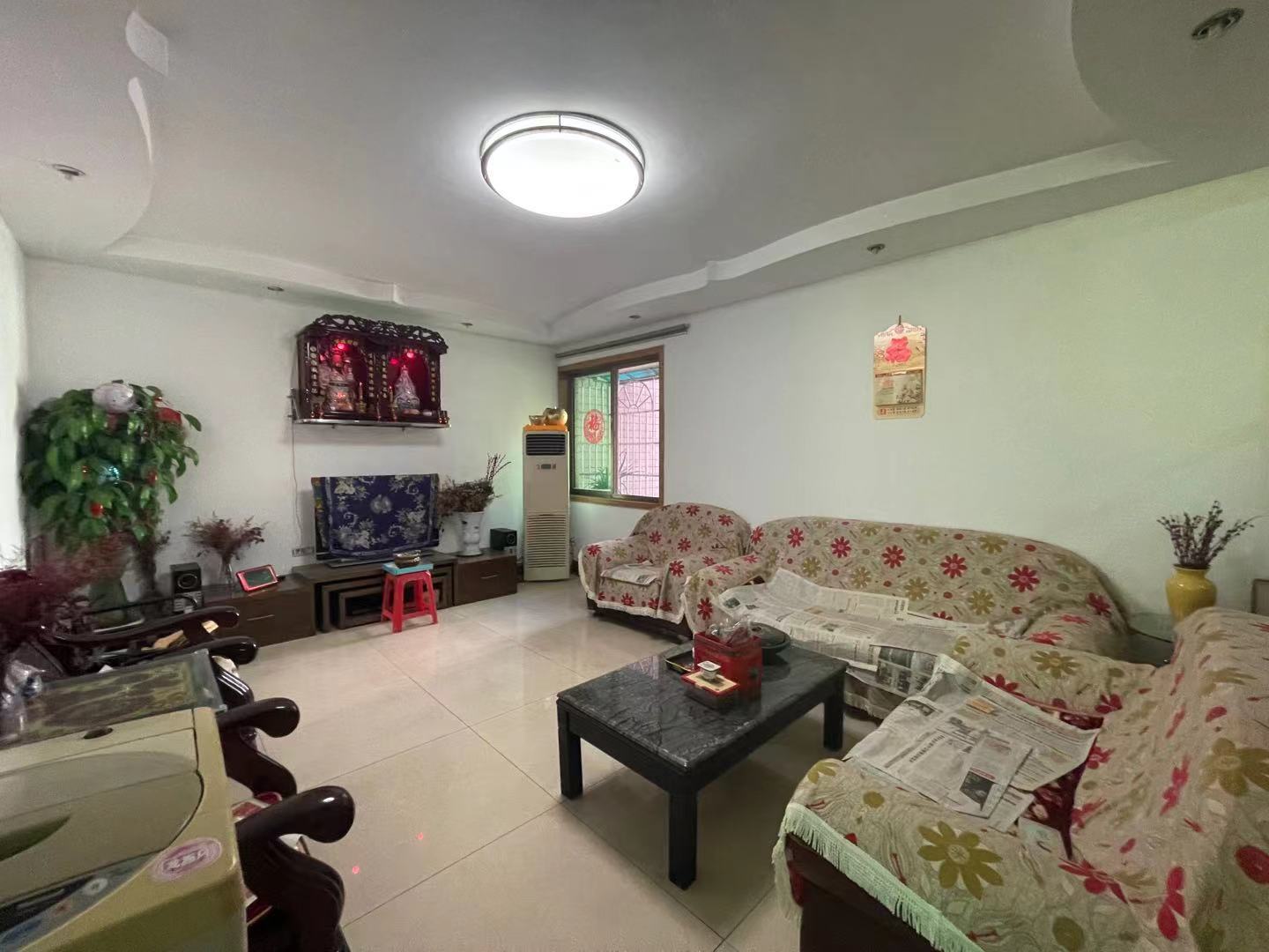 金锦花园 3室2厅1卫 2000.0元/月 金锦花园 3室2厅1卫 2000.0元/月室内图