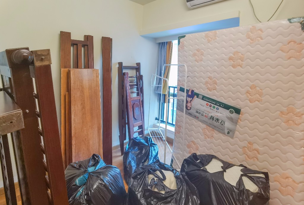 大汉希尔顿 2室2厅1卫 73.8万 大汉希尔顿 2室2厅1卫 73.8万客厅