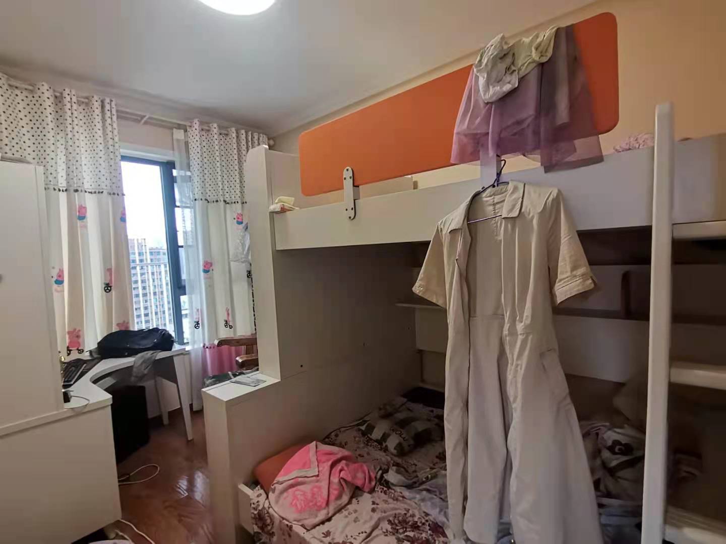 中铁骑士府邸 3室2厅2卫 2600.0元/月 中铁骑士府邸 3室2厅2卫 2600.0元/月室内图