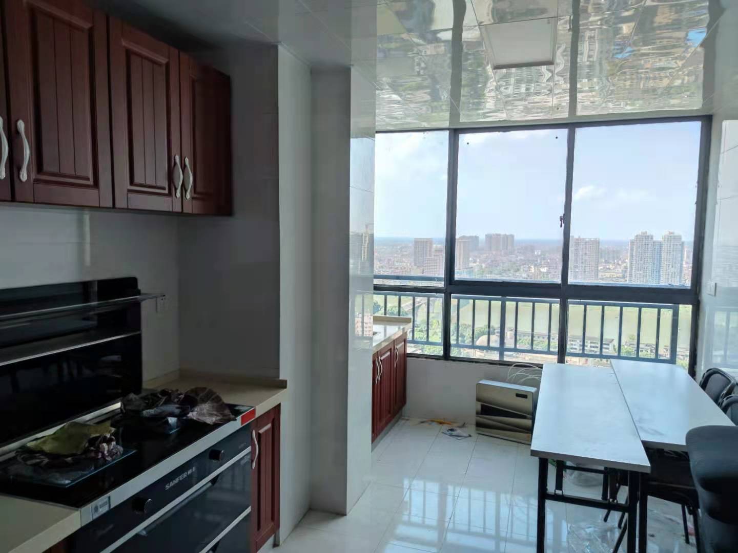 新都汇 3室2厅2卫 3000.0元/月 新都汇 3室2厅2卫 3000.0元/月室内图