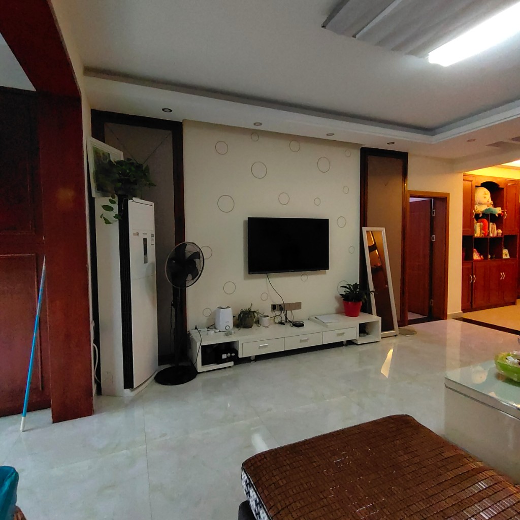 锦绣华庭  3室2厅1卫    53.8万 锦绣华庭  3室2厅1卫    53.8万