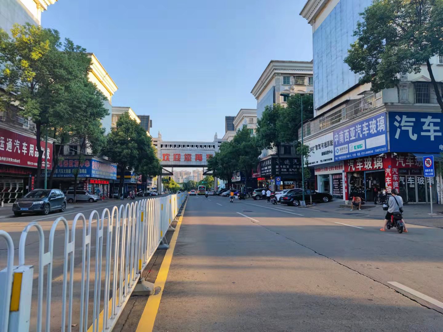 中南汽车世界  0室1厅0卫   9200.00元/月小区图