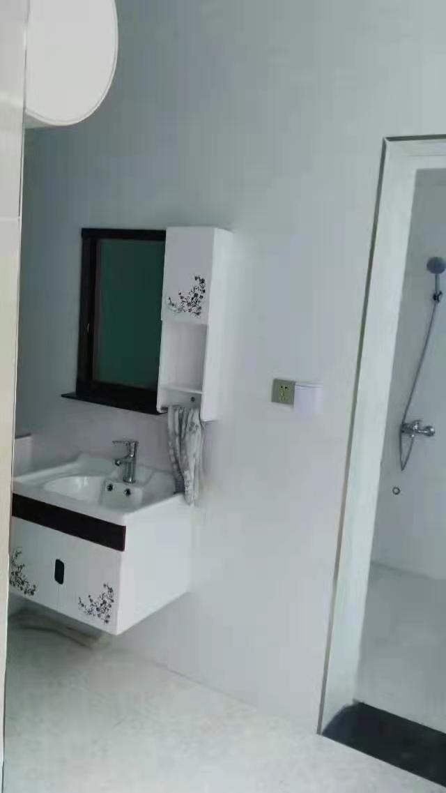 羊舞岭小区  2室2厅1卫    1000.0元/月 羊舞岭小区  2室2厅1卫    1000.0元/月室内图