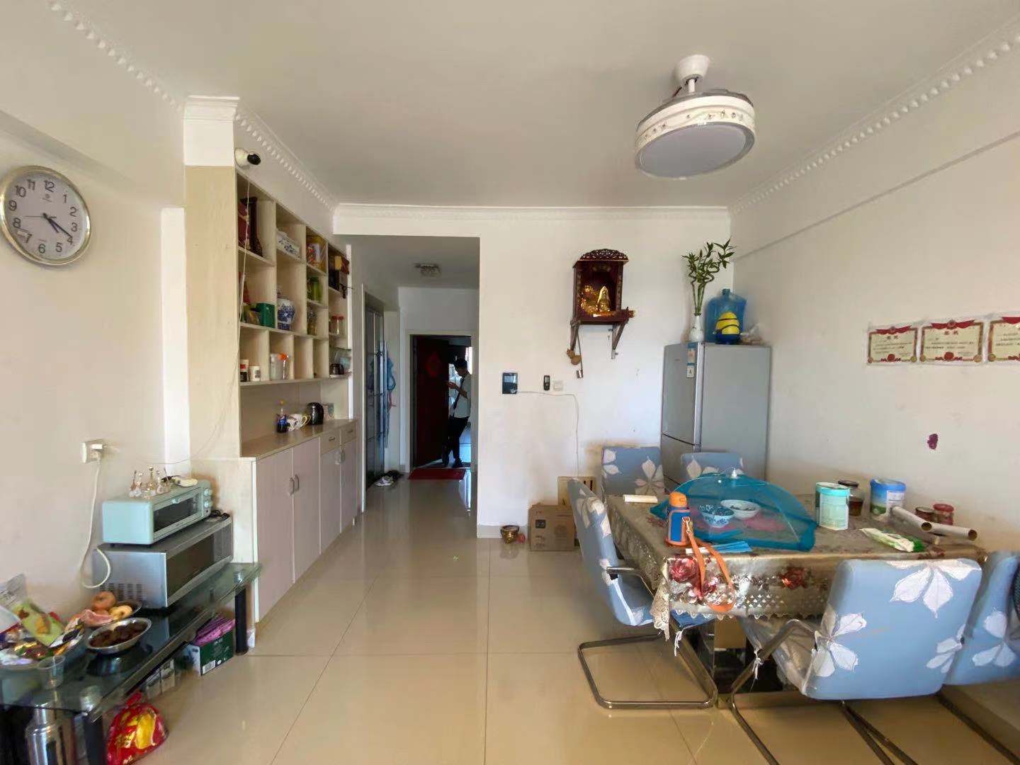 泰山公馆 2室1厅1卫 61.0万 泰山公馆 2室1厅1卫 61.0万客厅