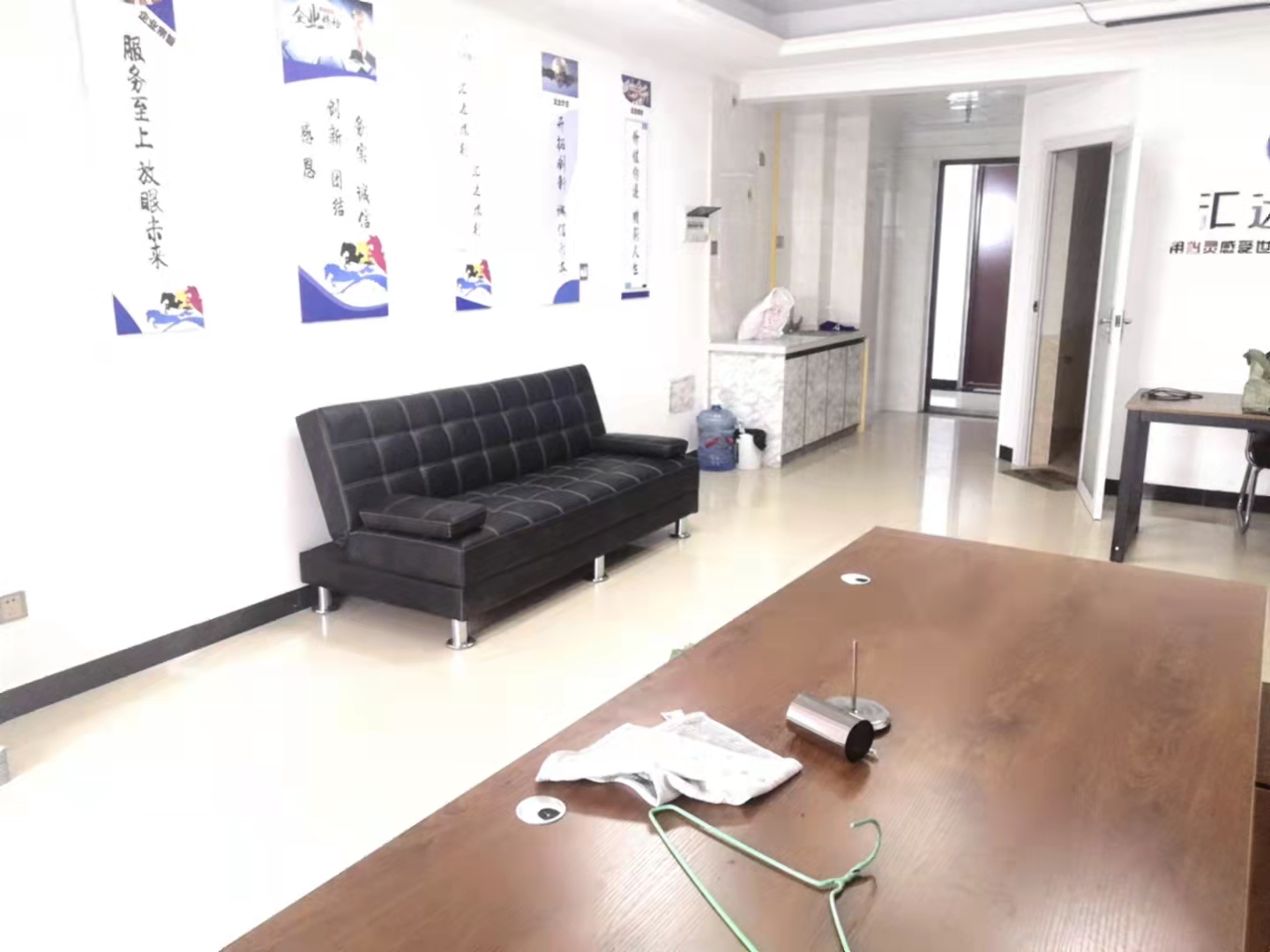 雄森国际  2室1厅1卫    2800.0元/月 雄森国际  2室1厅1卫    2800.0元/月室内图