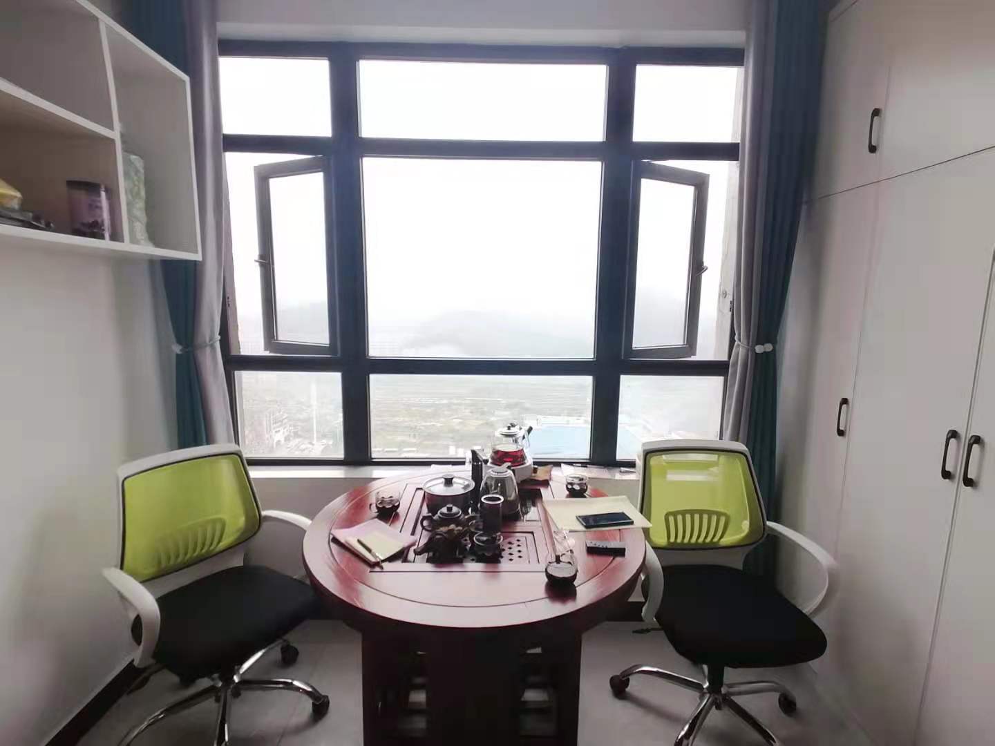 湘运大厦 1室1厅1卫 36.0万 湘运大厦 1室1厅1卫 36.0万阳台