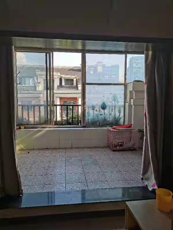 玫瑰名城紫荆苑 2室2厅1卫 1300.0元/月 玫瑰名城紫荆苑 2室2厅1卫 1300.0元/月室内图