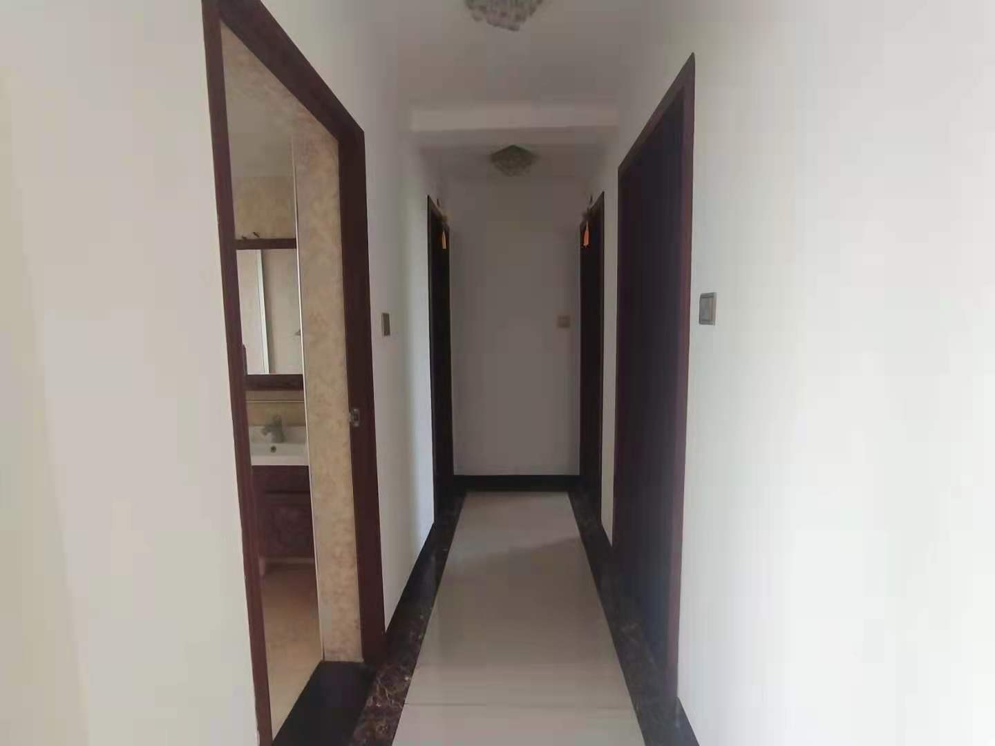 香山红叶  3室2厅2卫    95.8万 香山红叶  3室2厅2卫    95.8万其他