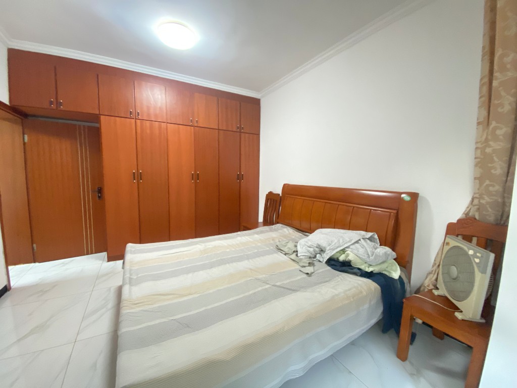 瀚水栗源 2室2厅1卫 53.0万 瀚水栗源 2室2厅1卫 53.0万客厅