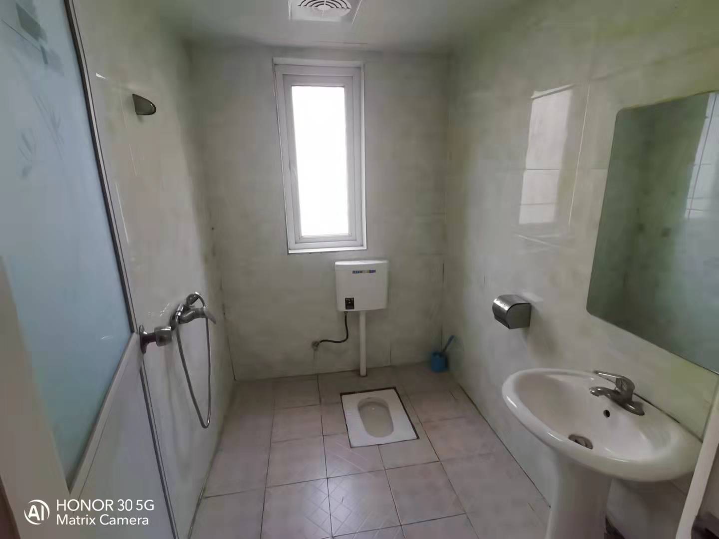 万国城（当代满庭春MOMA）三期  3室2厅2卫    2500.0元/月室内图